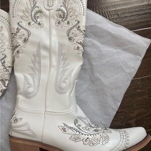 White Embroidered Western Boots